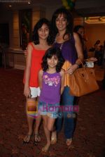 Lata Patel with her kids at Palak and Sammeer Sheth_s daughter Shenaya_s 2nd Birthday in Mayfair Rooms, Worli on 18th April 2010.jpg